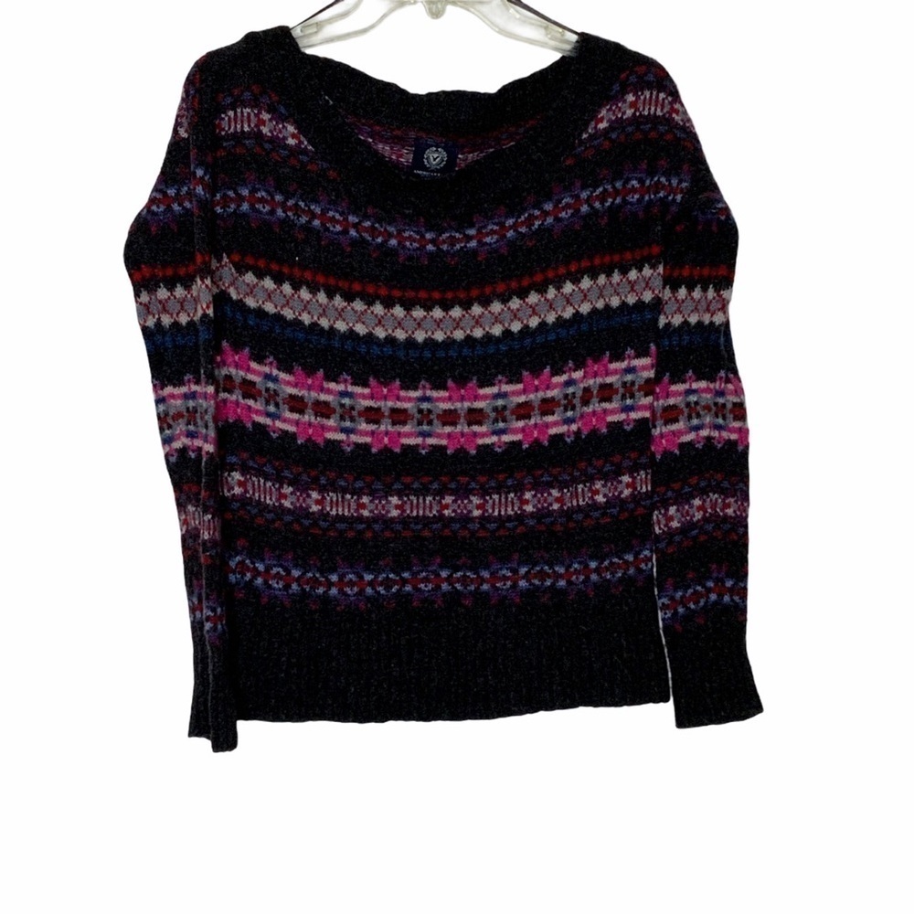 American EAGLE OUTFITTERS long sleeve sweater. S